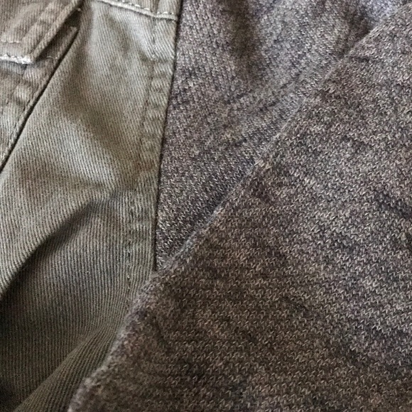 ✨Army Green Utility Jacket W/ Heather Gray Sleeve✨ - Picture 5 of 5